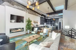 225 N Main St, Hendersonville, NC 28792 - Photo 11