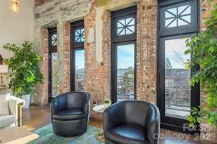 225 N Main St, Hendersonville, NC 28792 - Photo 9