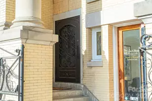 225 N Main St, Hendersonville, NC 28792 - Photo 5