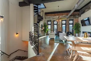 225 N Main St, Hendersonville, NC 28792 - Photo 7