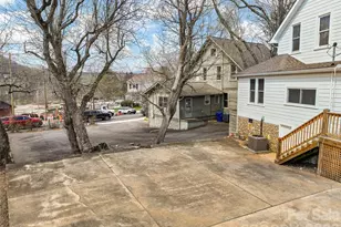 89 Walnut St, Waynesville, NC 28786 - Photo 27