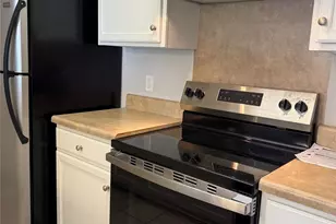 5009 Oak Pasture Ln, Charlotte, NC 28269 - Photo 9