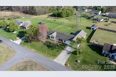 1315 Pear Drive, Conover, NC 28613 - Photo 29