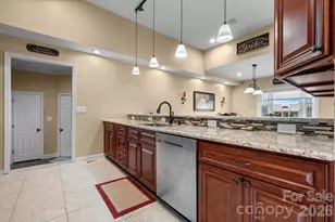 1315 Pear Dr, Conover, NC 28613 - Photo 5