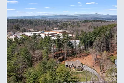 290 Sweetwater Hills Drive, Hendersonville, NC 28791 - Photo 7