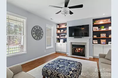 290 Sweetwater Hills Drive, Hendersonville, NC 28791 - Photo 9