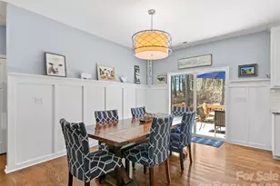 290 Sweetwater Hills Dr, Hendersonville, NC 28791 - Photo 9