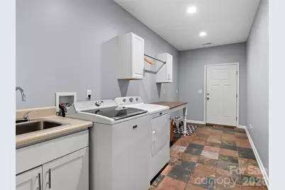 290 Sweetwater Hills Drive, Hendersonville, NC 28791 - Photo 23