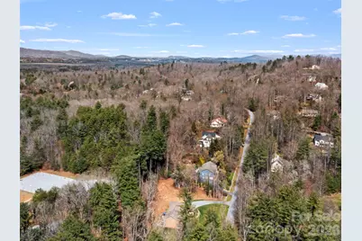 290 Sweetwater Hills Drive, Hendersonville, NC 28791 - Photo 11