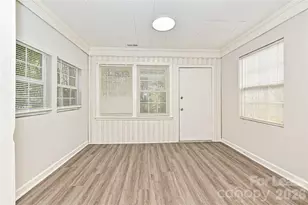 301 Seldon Dr, Charlotte, NC 28216 - Photo 5