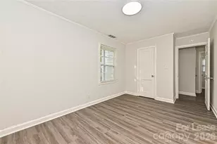 301 Seldon Dr, Charlotte, NC 28216 - Photo 13