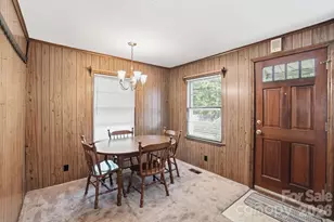 4728 Grasset Ave, Charlotte, NC 28269 - Photo 15