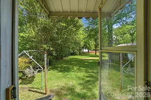 4728 Grasset Ave, Charlotte, NC 28269 - Photo 31