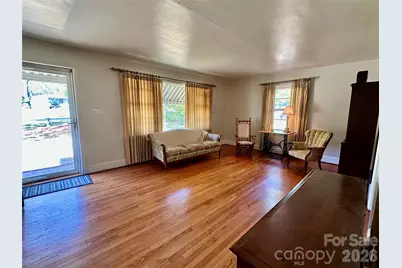 4728 Grasset Avenue, Charlotte, NC 28269 - Photo 9