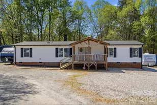 605 Ridgewood Ct, Mount Holly, NC 28120 - Photo 1