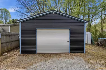 605 Ridgewood Court, Mount Holly, NC 28120 - Photo 27