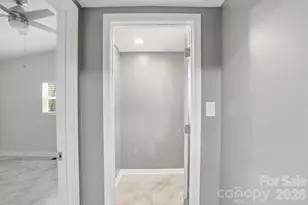 605 Ridgewood Ct, Mount Holly, NC 28120 - Photo 15