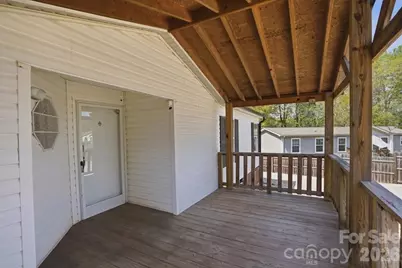 605 Ridgewood Court, Mount Holly, NC 28120 - Photo 3