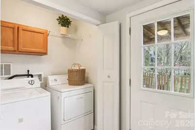 17 Castle Street, Asheville, NC 28803 - Photo 19