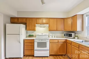 17 Castle St, Asheville, NC 28803 - Photo 17