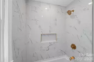 5906 Whitingham Dr, Charlotte, NC 28215 - Photo 21