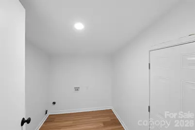 5906 Whitingham Drive, Charlotte, NC 28215 - Photo 15