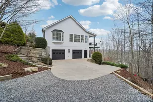 1409 Woodsong Dr, Hendersonville, NC 28791 - Photo 23