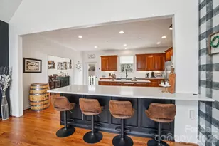 1409 Woodsong Dr, Hendersonville, NC 28791 - Photo 7