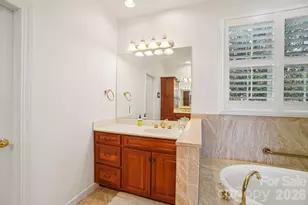 1409 Woodsong Dr, Hendersonville, NC 28791 - Photo 17