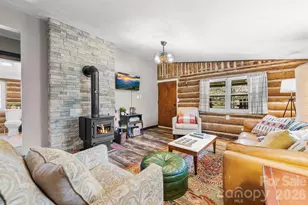 245 Davenport Rd, Spruce Pine, NC 28777 - Photo 5