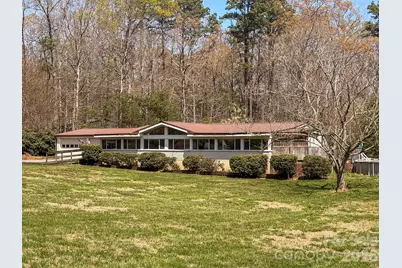 2746 Orangewood Lane, Newton, NC 28658 - Photo 1