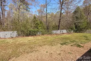 2746 Orangewood Ln, Newton, NC 28658 - Photo 41