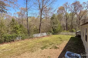 2746 Orangewood Ln, Newton, NC 28658 - Photo 33