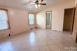 2746 Orangewood Ln, Newton, NC 28658 - Photo 25