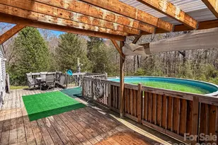 2746 Orangewood Ln, Newton, NC 28658 - Photo 47