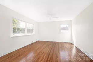 8 N Pershing Rd, Asheville, NC 28805 - Photo 7