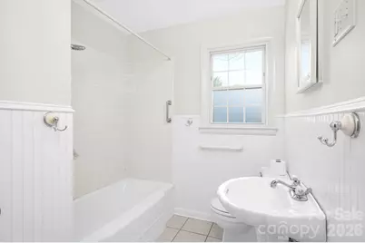 8 N Pershing Road, Asheville, NC 28805 - Photo 17