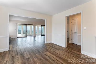 1203 Fleetwood Plaza, Hendersonville, NC 28739 - Photo 17