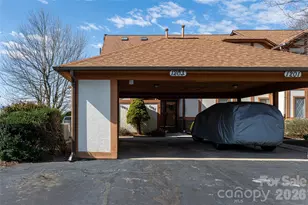 1203 Fleetwood Plaza, Hendersonville, NC 28739 - Photo 43