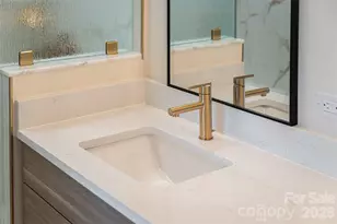 1203 Fleetwood Plaza, Hendersonville, NC 28739 - Photo 25