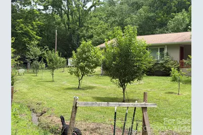 450 W Piney Mountain Road, Whittier, NC 28789 - Photo 17