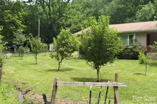 450 W Piney Mountain Rd, Whittier, NC 28789 - Photo 17