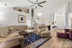 209 Strawberry Knoll Dr, Fort Mill, SC 29715 - Photo 7