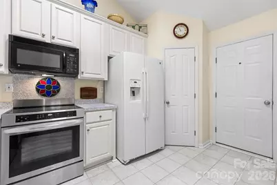 209 Strawberry Knoll Drive, Fort Mill, SC 29715 - Photo 11