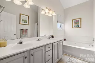 209 Strawberry Knoll Dr, Fort Mill, SC 29715 - Photo 19