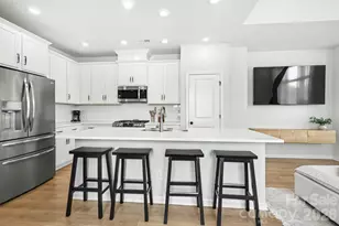 2007 Statesville Ave, Charlotte, NC 28206 - Photo 9