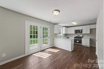 10741 Glenluce Avenue, Charlotte, NC 28213 - Photo 7