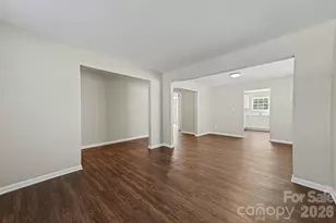 10741 Glenluce Ave, Charlotte, NC 28213 - Photo 11
