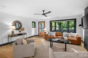 1542 Carolyn Dr, Charlotte, NC 28205 - Photo 11