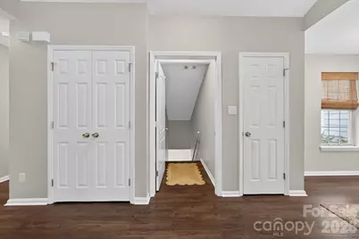 9457 S Vicksburg Park Court, Charlotte, NC 28210 - Photo 5